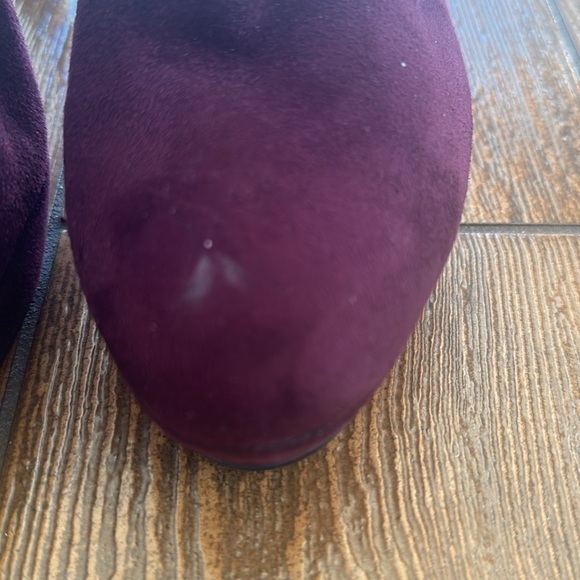 Dark Plum Nine West suede booties - Picture 3 of 8